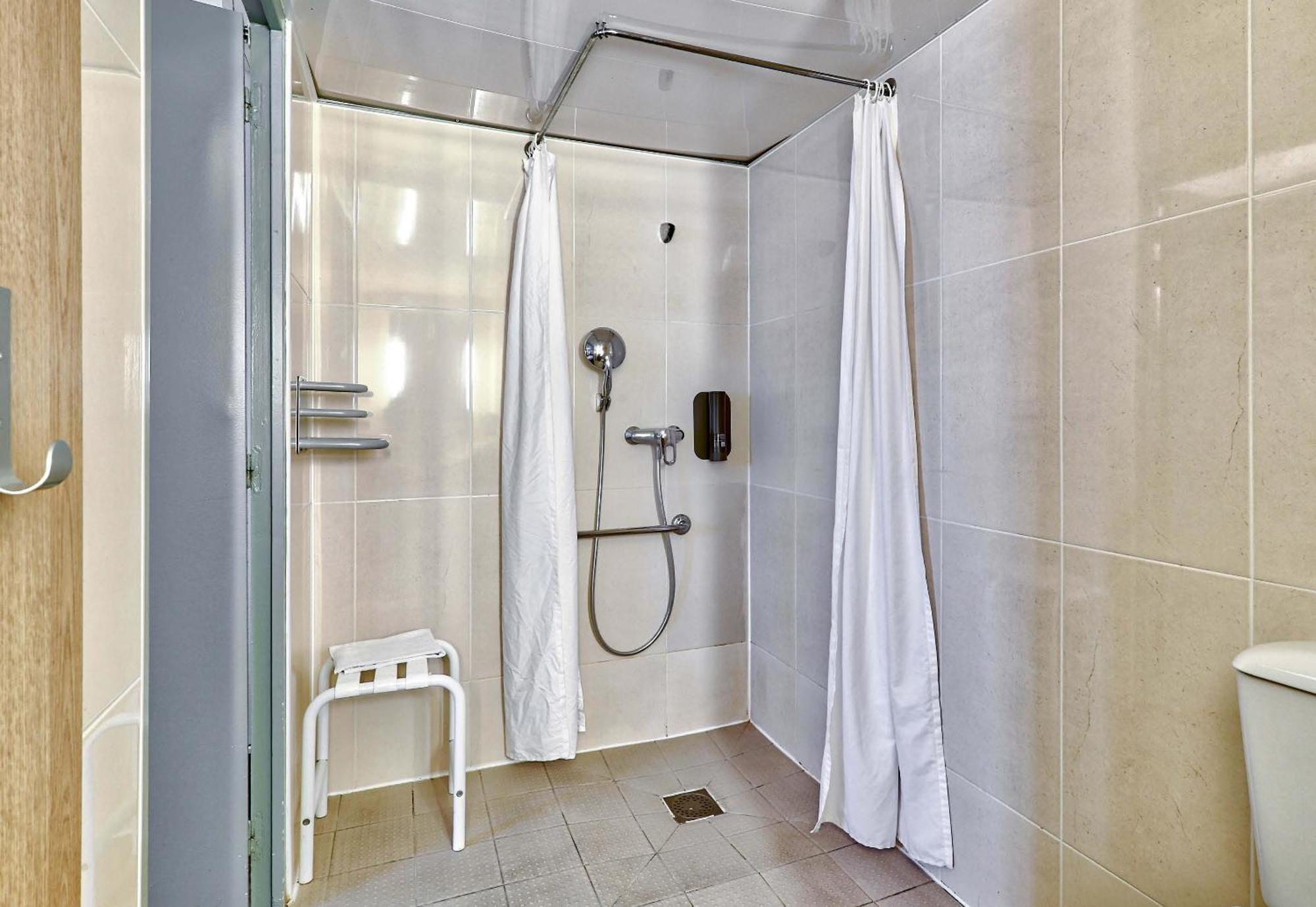 B&B Hotel Clermont-Ferrand Le Brezet Aeroport Εξωτερικό φωτογραφία